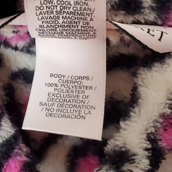 Victoria’s Secret Plush Leopard Heart Robe S/XS - Picture 6 of 7